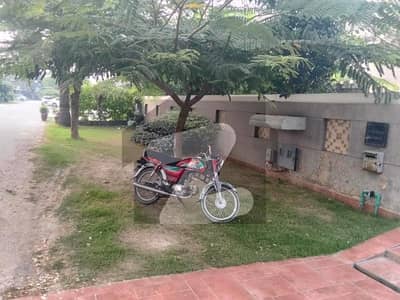 ZEE Marketing Offers Corner With Extra Land Awsone Location Direct from Main Road & Askari 11 Available in 9 Town