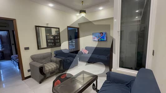 طارق روڈ کراچی میں 3 کمروں کا 8 مرلہ زیریں پورشن 4.5 کروڑ میں برائے فروخت۔