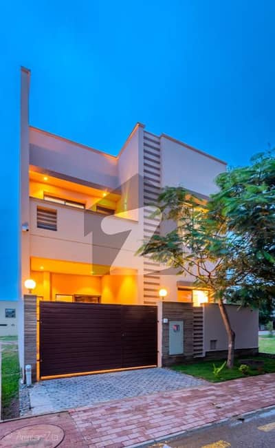 3Bed DDL 125sq yd Villa FOR SALE at ALI BLOCK All amenities nearby including MOSQUE, General Store & Parks