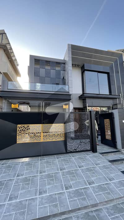 Beautiful brand new house