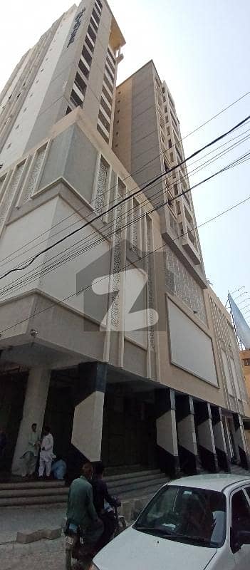 ڈی ایچ اے ڈیفینس کراچی میں 1 کنال Studio دکان 80.88 کروڑ میں برائے فروخت۔