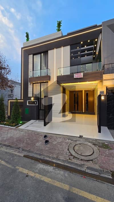 BRAND NEW HOUSE BEAUTIFUL DESIGN 5 MARLA HOUSE FOR SALE IN BAHRIA ORCHARD LAHORE