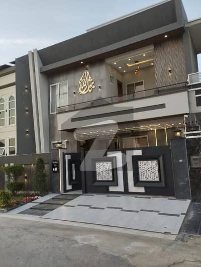 10 marla elegant brand new House for Sale in DC colony