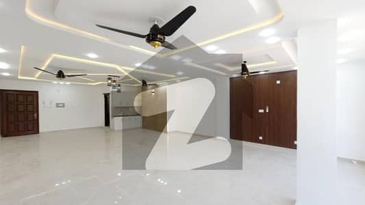 I-8 Markaz Office Available On Rent 1st Floor Ideal Location