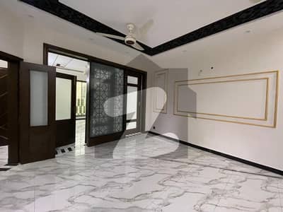 BRAND NEW HOUSE 8 MARLA AVAILABLE FOR SALE IN C BLOCK BAHRIA ORCHARD LAHORE