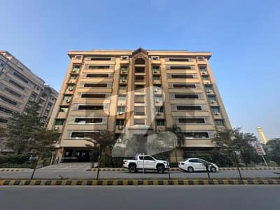 عسکری 11 ۔ سیکٹر بی اپارٹمنٹس عسکری 11,عسکری,لاہور میں 3 کمروں کا 10 مرلہ فلیٹ 1.25 لاکھ میں کرایہ پر دستیاب ہے۔