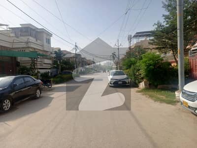 گلشنِ اقبال - بلاک 13 ڈی - 1 گلشنِ اقبال,گلشنِ اقبال ٹاؤن,کراچی میں 6 کمروں کا 16 مرلہ مکان 14.0 کروڑ میں برائے فروخت۔