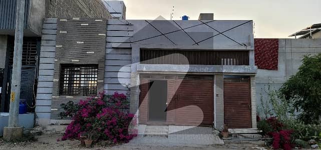 200 sq yards Leased bungalow