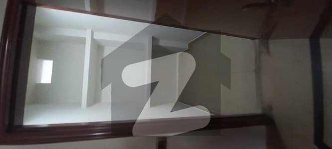 ڈی ایچ اے فیز 2 ڈیفنس (ڈی ایچ اے),لاہور میں 3 کمروں کا 1 کنال بالائی پورشن 90.0 ہزار میں کرایہ پر دستیاب ہے۔