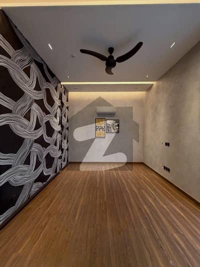 1 Kanal Upper Portion 3 Bed Available In DHA Phase 3 Hot Location