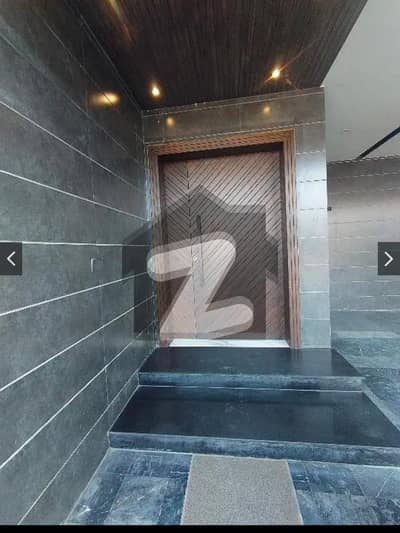 ایل ڈی اے ایوینیو لاہور میں 6 کمروں کا 1 کنال مکان 5.17 کروڑ میں برائے فروخت۔