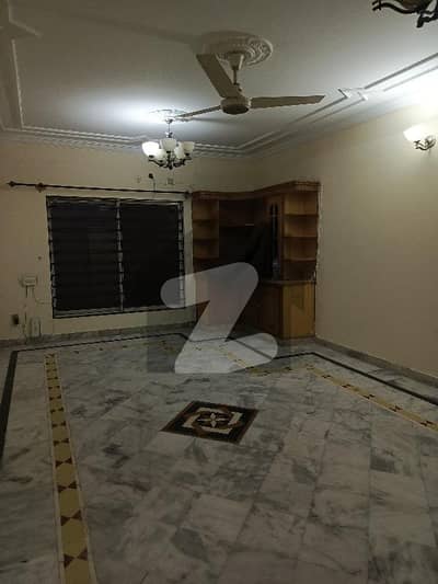 ڈی ایچ اے ڈیفینس فیز 1 ڈی ایچ اے ڈیفینس,اسلام آباد میں 2 کمروں کا 1 کنال زیریں پورشن 70.0 ہزار میں کرایہ پر دستیاب ہے۔