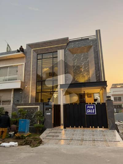 5 Marla House for Sale in DHA 9 Town B Block