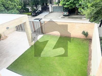 جی ۔ 13 اسلام آباد میں 1 کنال رہائشی پلاٹ 7.1 کروڑ میں برائے فروخت۔