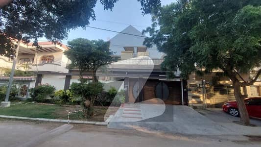 365Sqyrd Leased House for sale with Completion certificate in sector Y