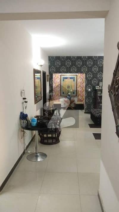 عسکری 5 - سیکٹر ایف عسکری 5,ملیر کنٹونمنٹ,کینٹ,کراچی میں 3 کمروں کا 12 مرلہ فلیٹ 4.0 کروڑ میں برائے فروخت۔