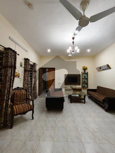 بحریہ ٹاؤن فیز 8 ۔ عوامی ولاز 2 بحریہ ٹاؤن فیز 8,بحریہ ٹاؤن راولپنڈی,راولپنڈی میں 2 کمروں کا 4 مرلہ فلیٹ 40.0 ہزار میں کرایہ پر دستیاب ہے۔