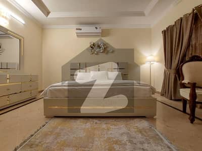 BEAUTIFUL LOCATION CORNER HOUSE BASEMENT FOR RENT