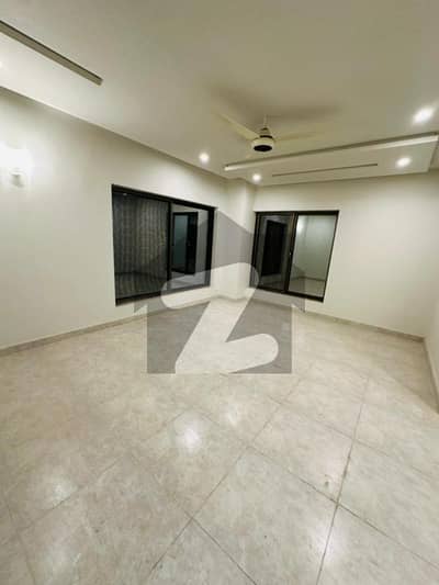 زرکون هائیٹز جی ۔ 15,اسلام آباد میں 3 کمروں کا 9 مرلہ فلیٹ 2.5 کروڑ میں برائے فروخت۔