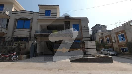 Reserve A Corner House Of 6 Marla Now In Airport Housing Society - Sector 4