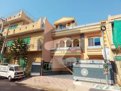 ائیرپورٹ ہاؤسنگ سوسائٹی راولپنڈی میں 6 کمروں کا 8 مرلہ مکان 3.7 کروڑ میں برائے فروخت۔