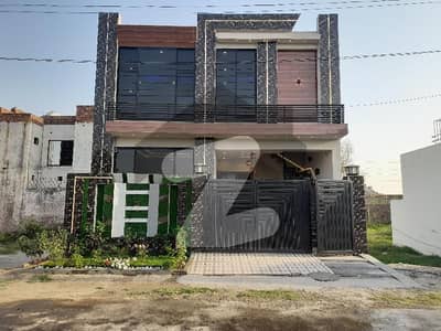 Facing Park 5 Marla House In Only Rs. 12500000