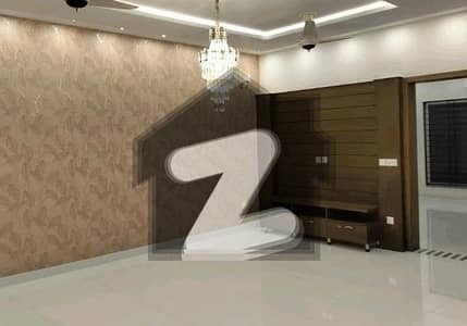 بحریہ ٹاؤن سیکٹر ای بحریہ ٹاؤن,لاہور میں 3 کمروں کا 5 مرلہ مکان 2.0 کروڑ میں برائے فروخت۔