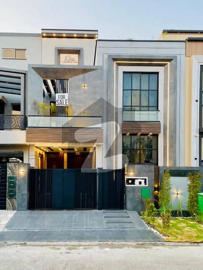 5 Marla Residential House For Sale In BB Block, Nearby Commercial Market, School, Mosque and Health Care Canter