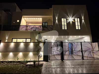 Prime Location House Of 6 Marla Is Available In Contemporary Neighborhood Of Buch Executive Villas