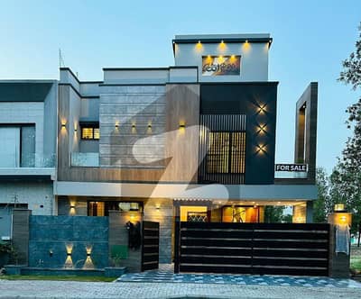 10 Marla Residential House For Sale In Jasmine Block, Nearby Commercial Market, School, Mosque And Health Care Canter