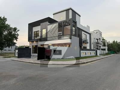 12 Marla Residential House For Sale In Ghaznavi Block , Nearby Commercial Market, School, Mosque and Health Care Canter