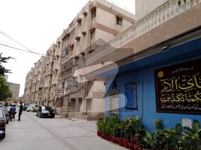 Stunning 1450 Square Feet Flat In Gulshan-e-Iqbal - Block 13-D2 Available