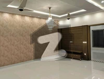 House For Grabs In 5 Marla Lahore