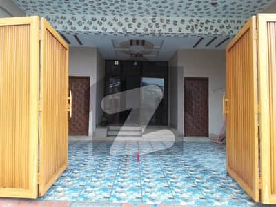 مری ایکسپریس وے مری میں 5 مرلہ مکان 1.5 کروڑ میں برائے فروخت۔