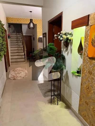 Prime Location House Of 300 Square Yards In DHA Phase 4 Is Available