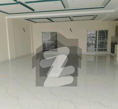 Vip Commercial 1st Flour Available For Rent In Bahria Town Lahore