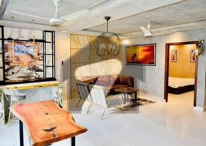 بحریہ ٹاؤن سیکٹر سی بحریہ ٹاؤن,لاہور میں 2 کمروں کا 5 مرلہ فلیٹ 1.2 لاکھ میں کرایہ پر دستیاب ہے۔