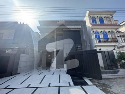 10 Marla Furnished House For Sale