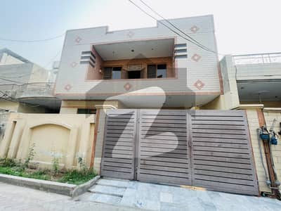 مرغزار آفیسرز کالونی لاہور میں 4 کمروں کا 8 مرلہ مکان 2.65 کروڑ میں برائے فروخت۔