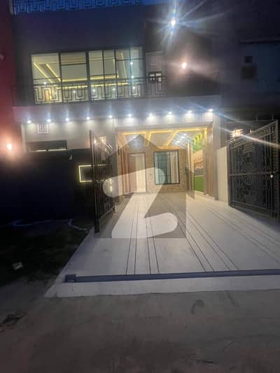 بش ایگزیکٹو ولاز ملتان میں 5 کمروں کا 5 مرلہ مکان 2.0 کروڑ میں برائے فروخت۔