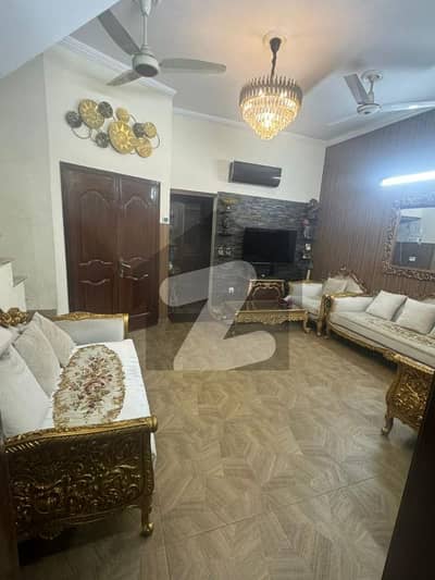 ملٹری اکاؤنٹس ہاؤسنگ سوسائٹی لاہور میں 2 کمروں کا 4 مرلہ مکان 1.25 کروڑ میں برائے فروخت۔