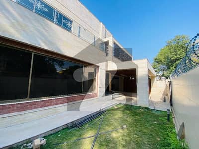 ایف ۔ 7 اسلام آباد میں 6 کمروں کا 1 کنال مکان 16.85 لاکھ میں کرایہ پر دستیاب ہے۔