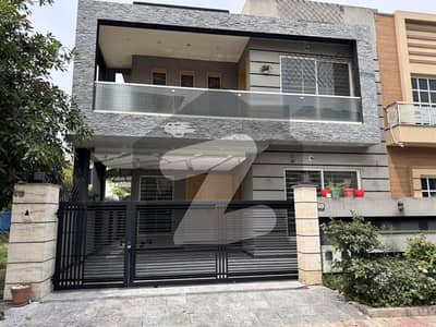 10 Marla House For Sale In Bahria Town Phase 4 | Prime Location