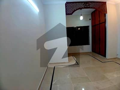 جی ۔ 13/1 جی ۔ 13,اسلام آباد میں 4 کمروں کا 4 مرلہ مکان 3.3 کروڑ میں برائے فروخت۔