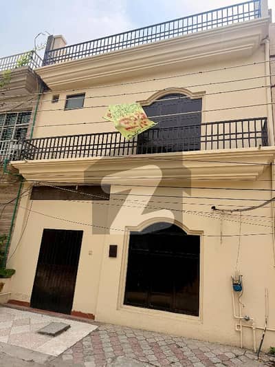 جوہر ٹاؤن فیز 1 - بلاک اے جوہر ٹاؤن فیز 1,جوہر ٹاؤن,لاہور میں 3 کمروں کا 5 مرلہ مکان 2.65 کروڑ میں برائے فروخت۔