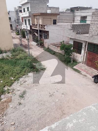 5 Marla single structure corner house for sale 30 feet Street in New Chatha Bukhtwar, Chak Shahzad, Islamabad.