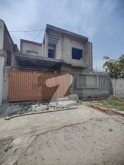 ایم اے جناح روڈ ملتان میں 3 کمروں کا 7 مرلہ زیریں پورشن 33.0 ہزار میں کرایہ پر دستیاب ہے۔