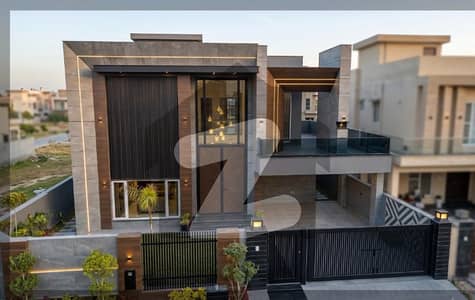 ڈی ایچ اے فیز 8 سابقہ ​​پارک ویو ڈی ایچ اے فیز 8,ڈی ایچ اے ڈیفینس,لاہور میں 5 کمروں کا 1 کنال مکان 12.5 کروڑ میں برائے فروخت۔