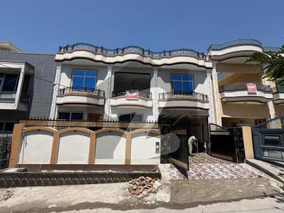10 Marla Triple Story House For Sale
