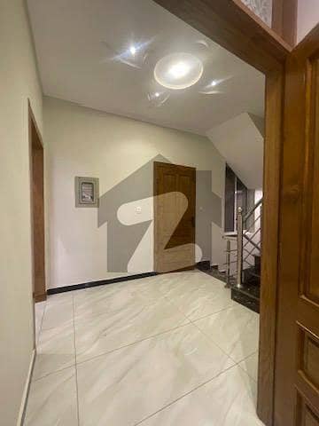 Brand new 10 marla upper portion for rent in BAHRIA TOWN PHASE 5